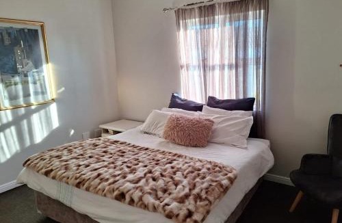 Kraaifontein Apartment | Chelmsford close