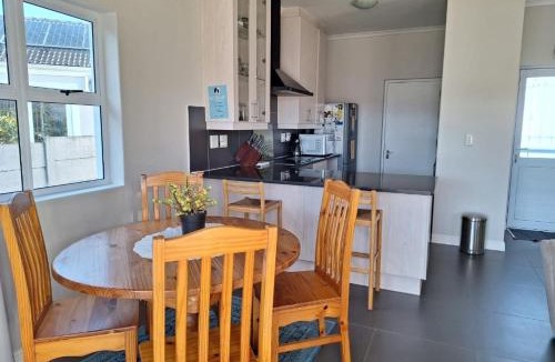 Kraaifontein Apartment | Chelmsford close