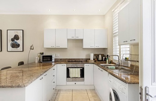 Franschhoek House | Chic T'house in SA's culinary capital