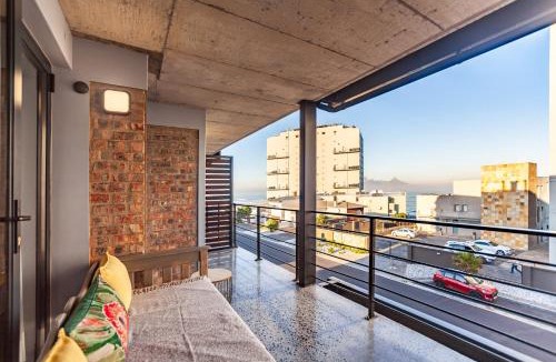 West Beach Apartment | Chic Warehouse Style 1 bedroom, Blouberg Beachfront, 14 Manhattan