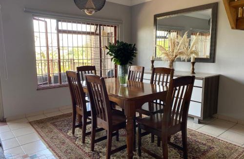 Westville Apartment | Chiltern Valley View