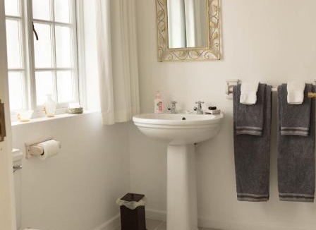 Riebeeck West Bed & Breakfast | Church Hills Boutique Accommodation