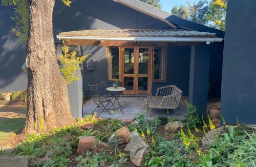 Winston Park Apartment | Churchill Cottage