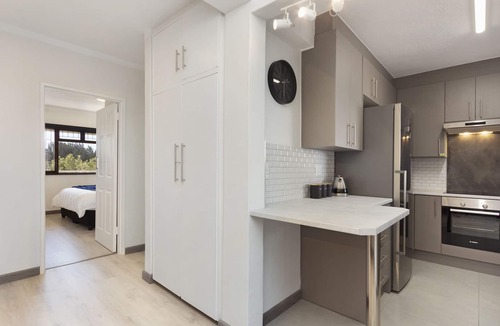 Somerset West Apartment | Cisterama 102 - Two Bedroom Apartment, Sleeps 4