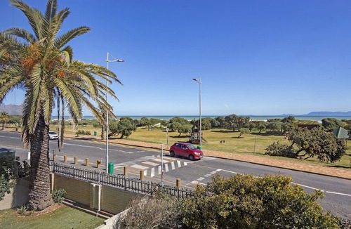 Somerset West Apartment | Cisterama 102 - Two Bedroom Apartment, Sleeps 4