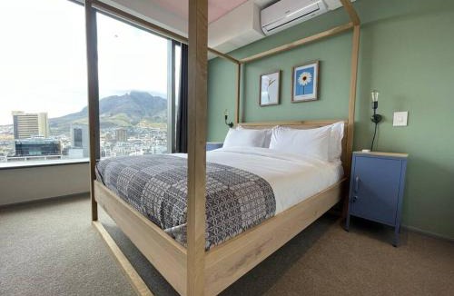 Bo'Kaap Apartment | City Center Penthouse with rooftop terrace