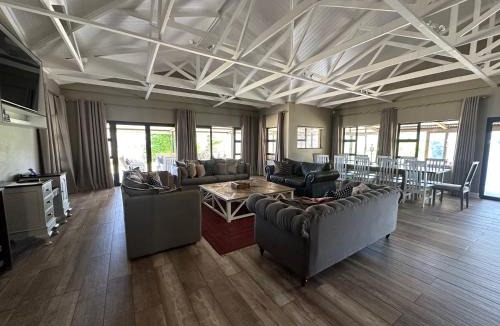Clarens Apartment | Clarens Old Clubhouse