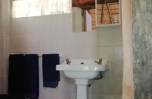 Bethlehem House | Clarens socialites, Thatch Cottage #1