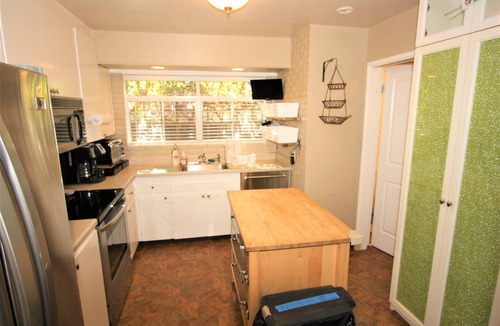 Blossom Valley House | Clean Bright Home in Ideal Location with EV Charger