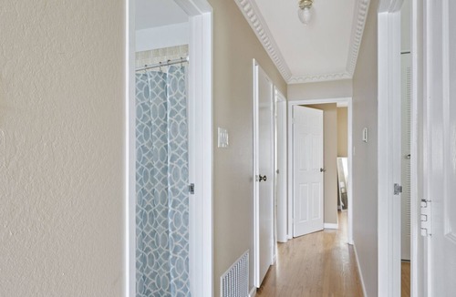 Westlake House | Clean & Spacious Home with an Ocean View near SF