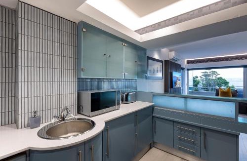 Clifton Apartment | Clifton YOLO Spaces - Clifton Beachfront Executive Apartment
