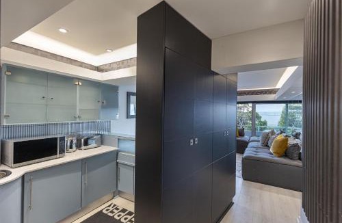 Clifton Apartment | Clifton YOLO Spaces - Clifton Beachfront Executive Apartment