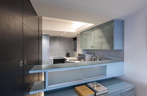 Clifton Apartment | Clifton YOLO Spaces - Clifton Beachfront Executive Apartment