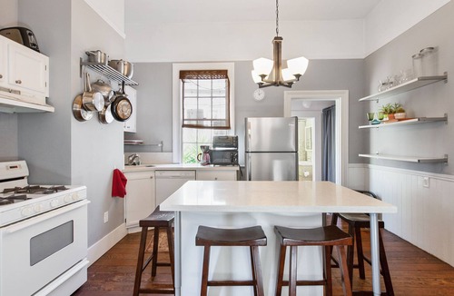 Lower Pacific Heights Apartment | Close to Golden Gate Park, GG Bridge, walk to Fillmore, UCSF, and Kaiser