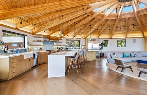 Half Moon Bay House | Coastal Retreat with Stunning Views 31+ Day Rental
