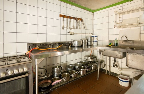 Lubanzi Village Hostel | Coffee Shack Backpackers & Self-Catering