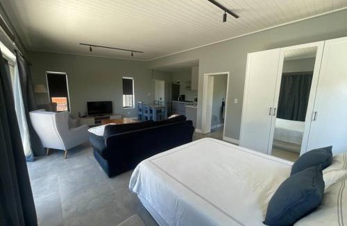 Sedgefield Apartment | Cola Beach Nomads Nook