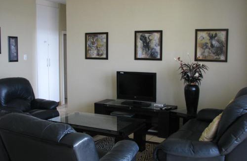 Margate Beach Apartment | Colonial Sands 205