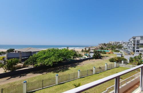 Margate Beach Apartment | Colonial Sands 205