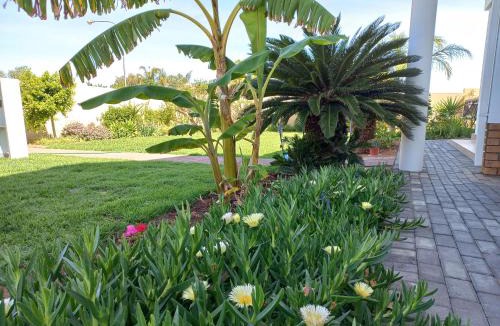 Oudtshoorn House | Come Home in Oudtshoorn Self-Catering Units