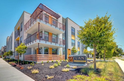 Menlo Park Condo | Comfort 1BR Condo with Pool and Fire Pit at Elan Menlo