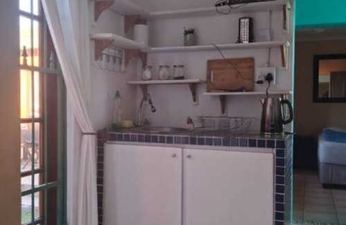 Flamingo Vlei Apartment | Comfortable 1 bed apartment close to the beach.