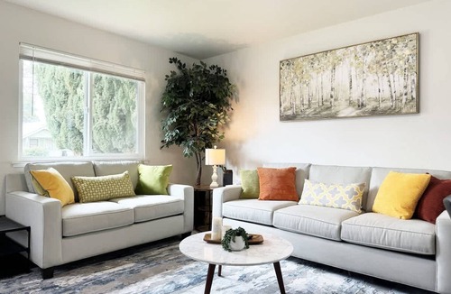 Northside House | Comfortable 4BR Heart Downtown SJ Central AC Sjsu