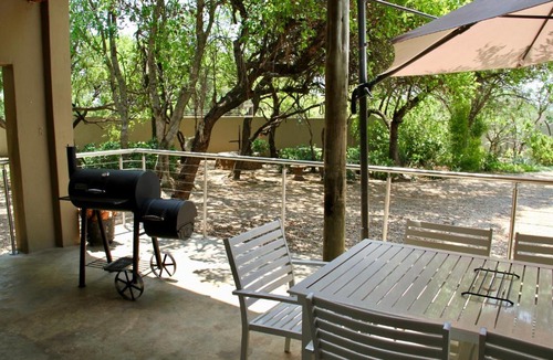 Hammanskraal Ski Chalet | Comfortable cottage in Big 5 Game Reserve