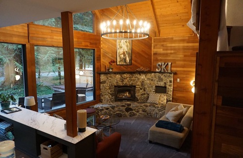 Glacier Cabin | Community Pool now open for the season!