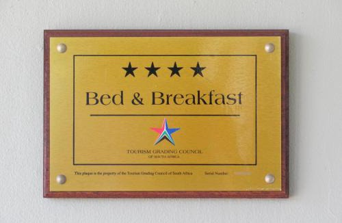 Humewood Bed & Breakfast | Conifer Beach House