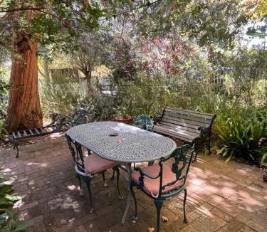 Constantia House | Constantia Guest House