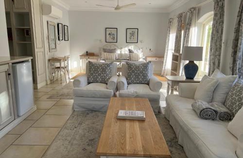 Alphen Cabin | Constantia Valley Lodge