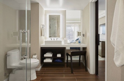 Union Square Hotel | Contemporary Hotel with Iconic SF Landmarks Mere Steps Away!