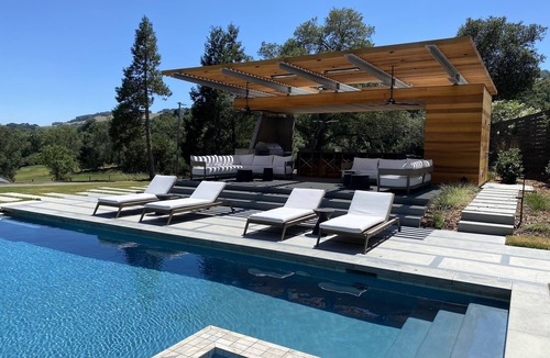 Sonoma House | Contemporary Sonoma Hillside Home- Gated, Heated Pool/Spa & Guest House