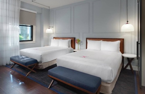 Tenderloin Hotel | Contemporary Suite in San Francisco, Axiom Hotel, Meta Queen | 2 units
