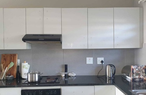 Burgundy Estate Apartment | Convenient 2 Bed, 2 Bath Getaway in Burgundy Estate