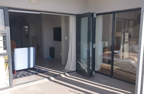 Burgundy Estate Apartment | Convenient 2 Bed, 2 Bath Getaway in Burgundy Estate