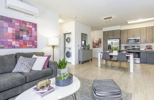 Menlo Park Condo | Convenient and Comfortable 1 Bedroom Condo in a Hotel