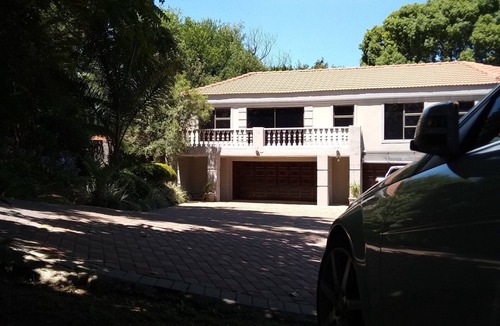 Kew House | Corlett 330