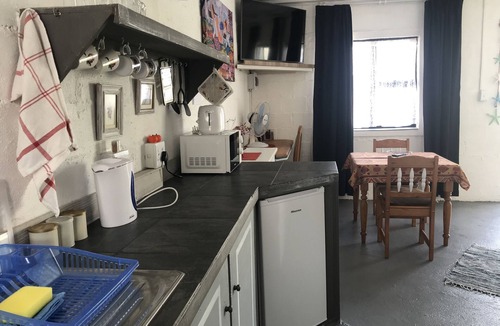 Betty's Bay Apartment | Cosy apartment, close vicinity to beaches and local attractions