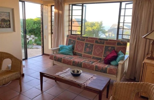 Glentana Apartment | Cosy apartment in Coastal Haven