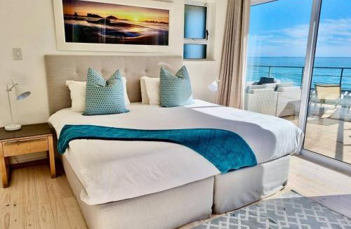 Clifton House | Cosy Beach Bungalow On Clifton