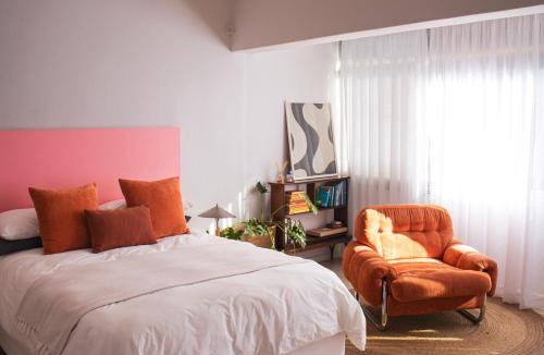 Three Anchor Bay Apartment | Cosy, Eclectic Apartment in Sea Point