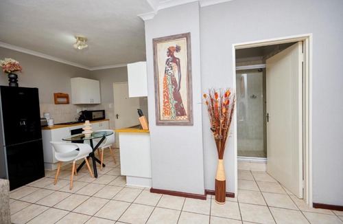 Hatfield Apartment | Cosy Hatfield Apartment