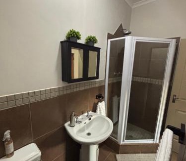 Westdene Apartment | Cosy self-catering flat