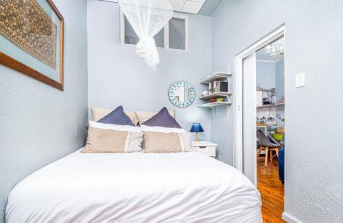 Rosebank Apartment | Cosy Victorian Style Full Apartment
