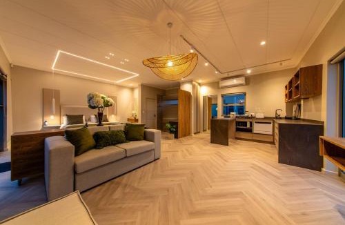 Simondium Ski Chalet | Cottage 1 - Leo Sky Farm