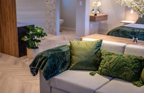 Simondium Ski Chalet | Cottage 2 - Leo Sky Farm