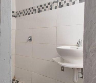 Durban North Apartment | Cottage near Lagoon beach in Durban