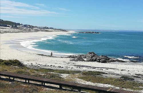 Yzerfontein Apartment | Cottage on Atlantic90
